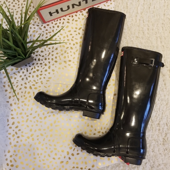 NIB HUNTER Tall Black Gloss Boots - Picture 5 of 8